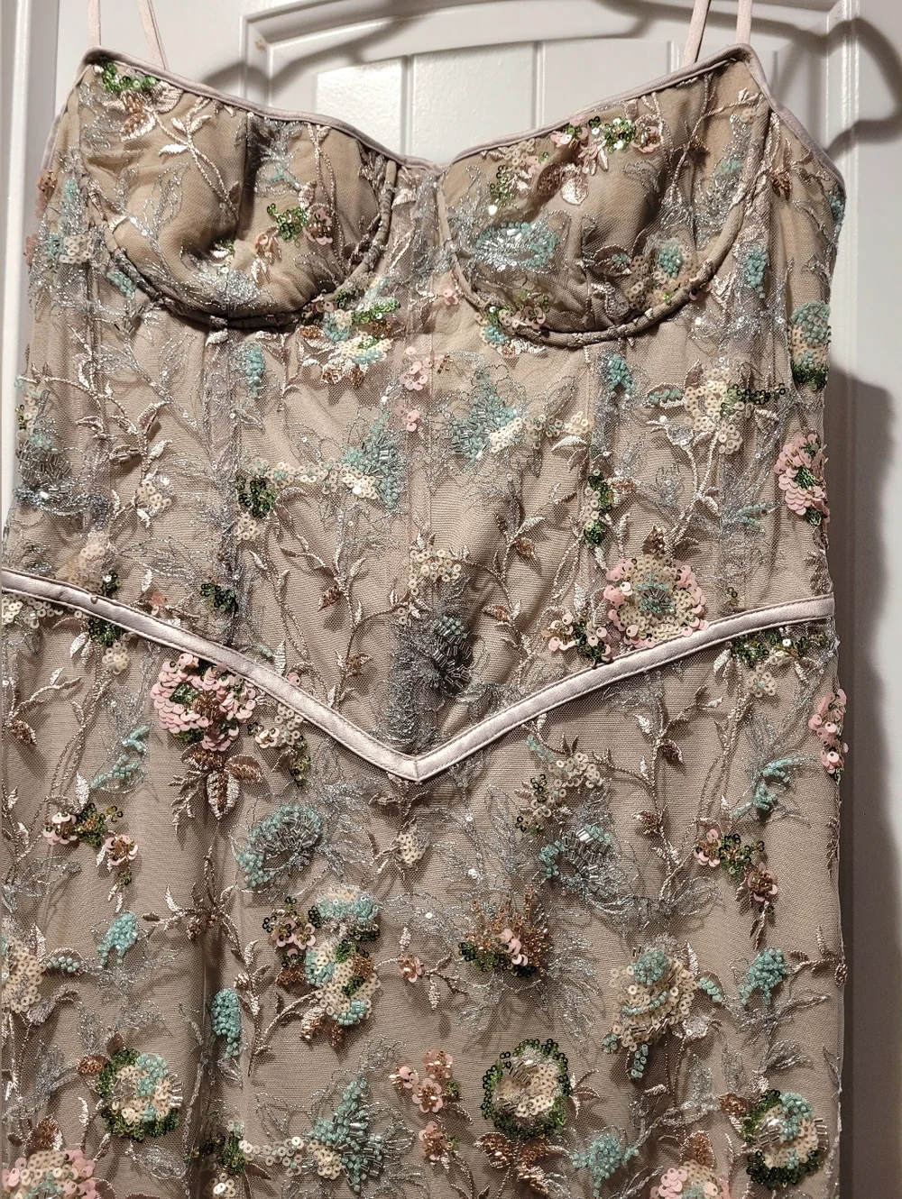 NWOT House of CB Taupe Embroidered Floral Mermaid Gown - Picture 9 of 15
